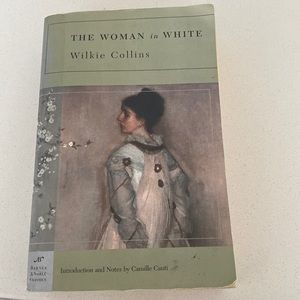 The Woman in White paperback
